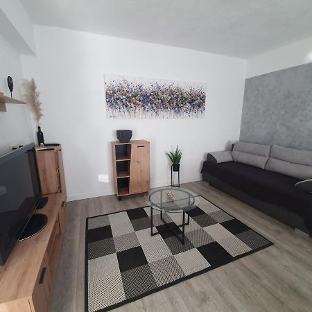 Amama Apartment Бродарика Екстериор снимка