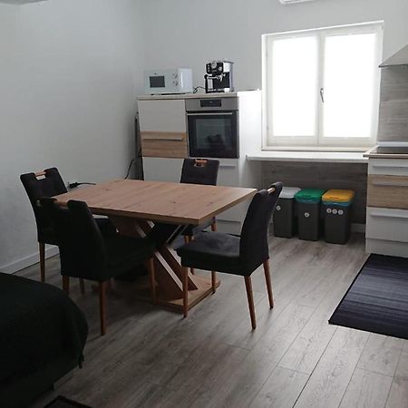 Amama Apartment Бродарика Екстериор снимка