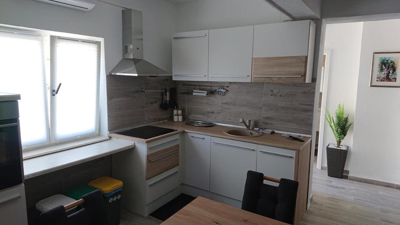Amama Apartment Бродарика Екстериор снимка