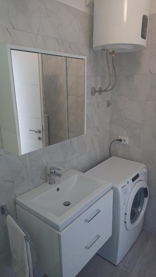 Amama Apartment Бродарика Екстериор снимка
